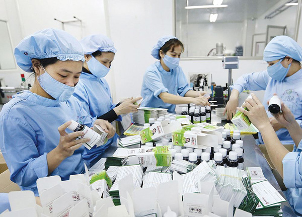 Dịch vụ đóng hàng toa thuốc được thực hiện nhanh chóng, chính xác
