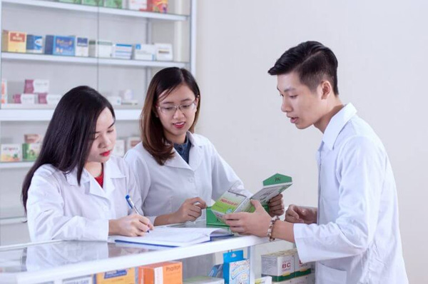 Kinh doanh dược phẩm, nhà thuốc đáp ứng nhu cầu thiết yếu về sức khỏe cho người dân
